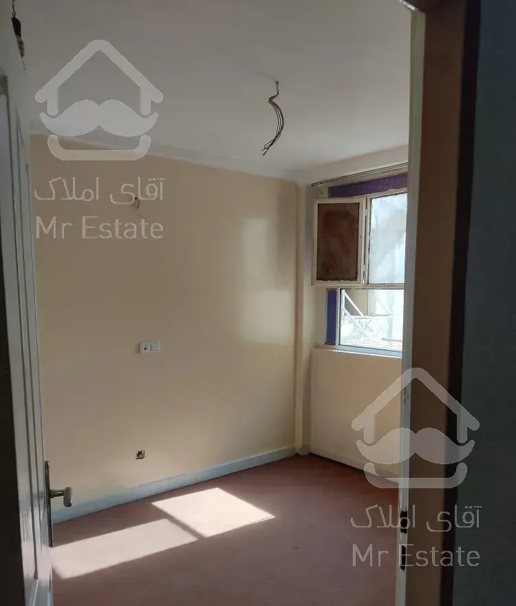 آپارتمان 95 متری خیابان 2 آموزگار همراه  200 وام