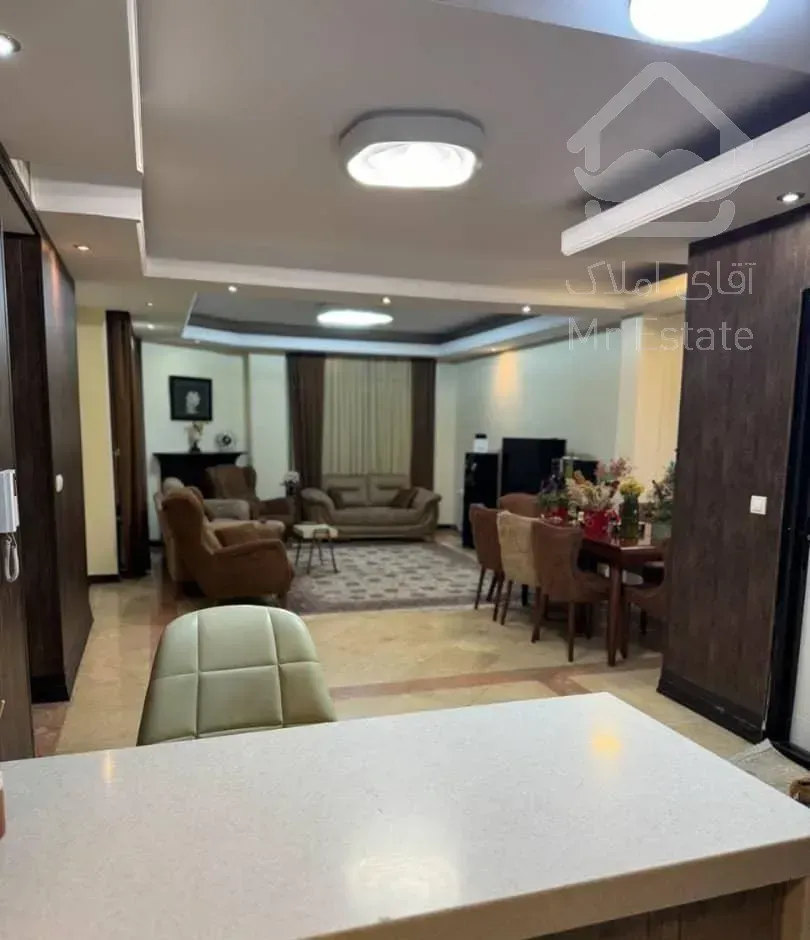 ۹۲ متر/ ۲خواب/ تاپ لوکیشن ظفر