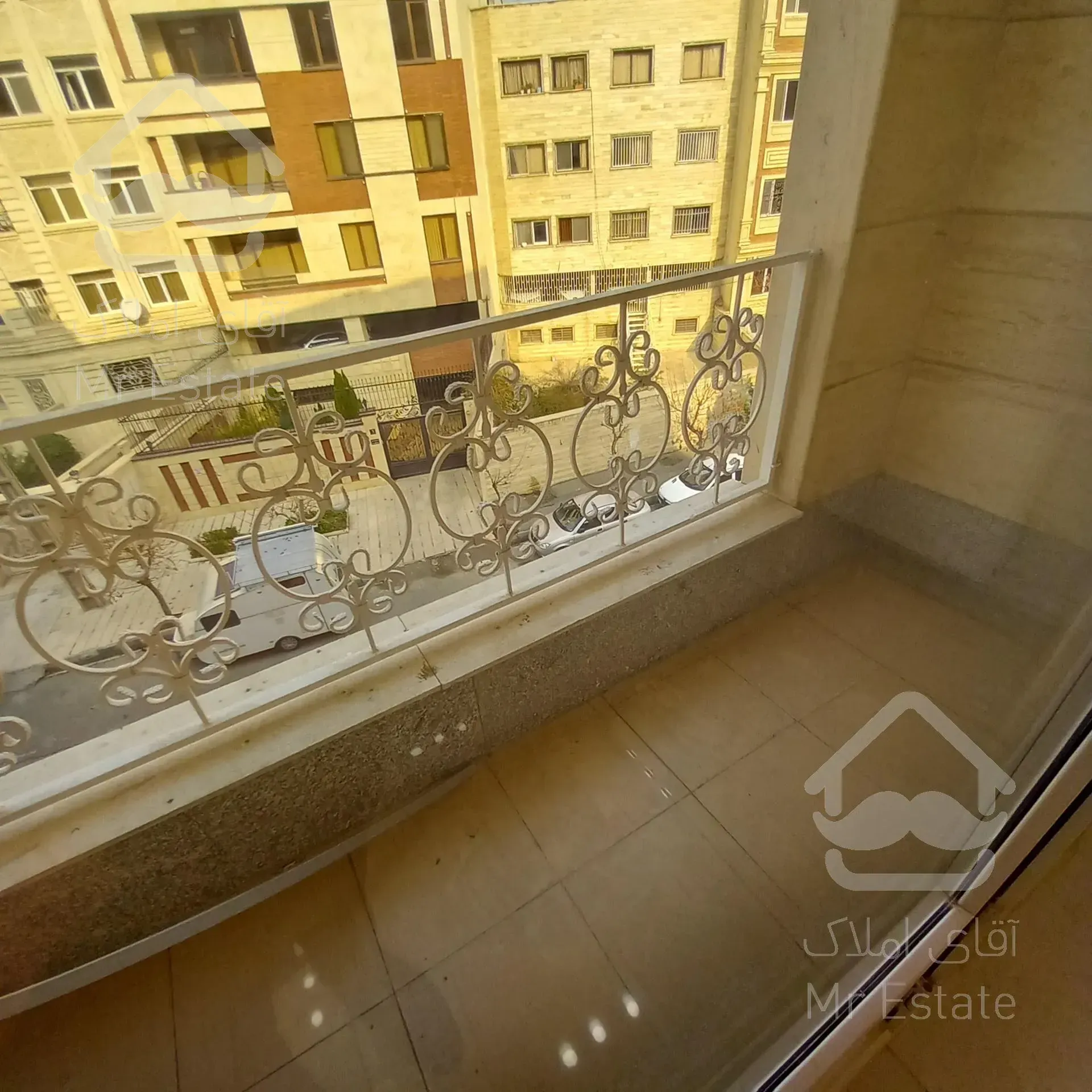 79متر دوخواب سالن پرده خور کم سن بازسازی شده آیت الله کاشانی