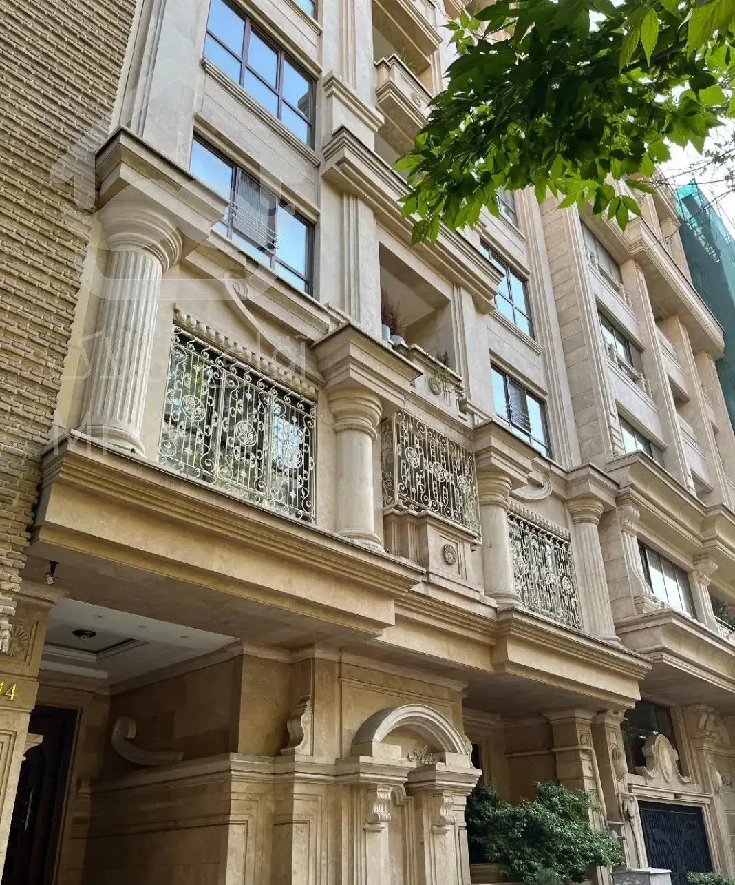 100متر نوساز فرمانیه (مالک منعطف)