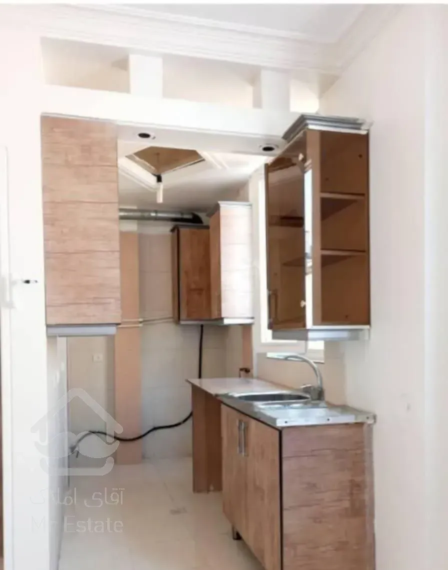 ۳۰ متر / خوش نقشه /تک واحدی / یک خوابه