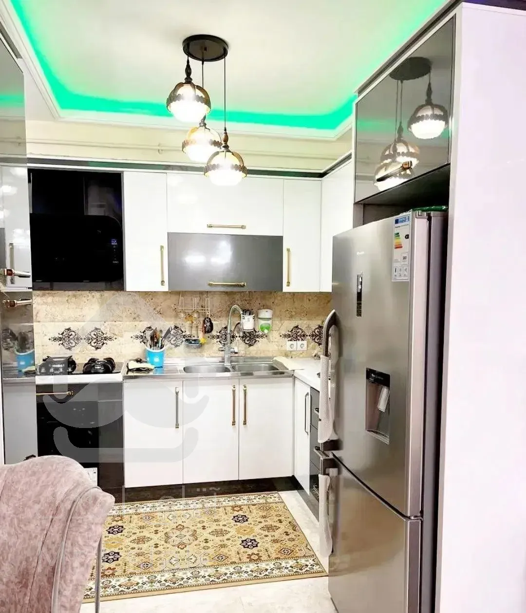 فروش یا تهاتر با ماشین آپارتمان ۸۶ متری خ بابل