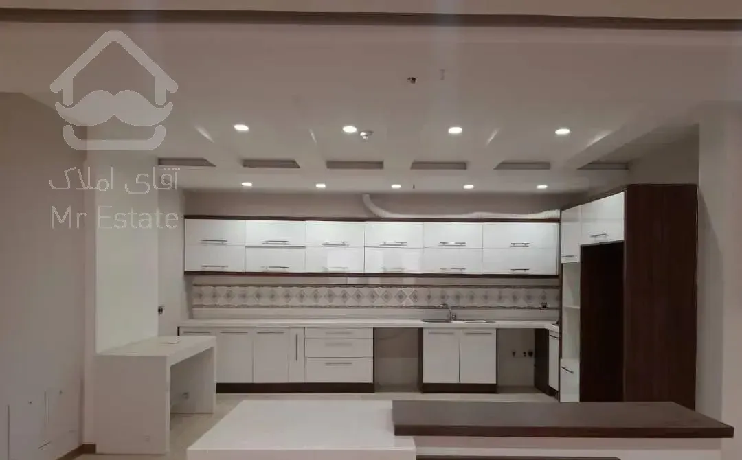 فروش آپارتمان ۱۳۰ متر فول اقبال وکیل آباد