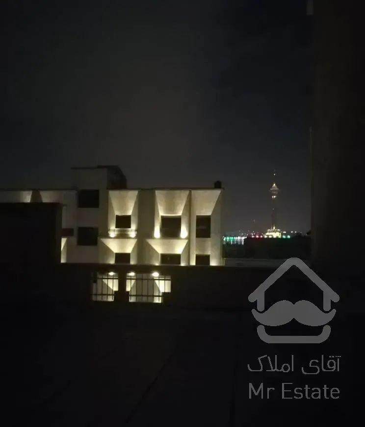 ۱۳۵ متر سه خوابه کلیدنخورده