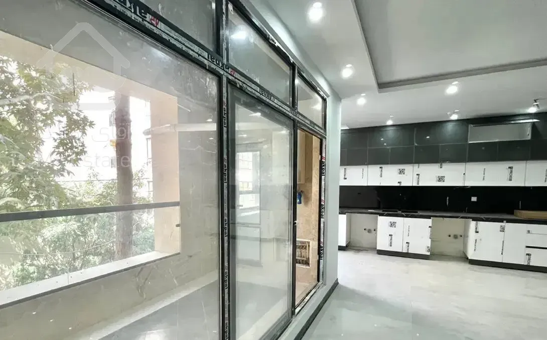 ۱۶۰ متر صفر / حافظ قبل پیروزی / تحویل