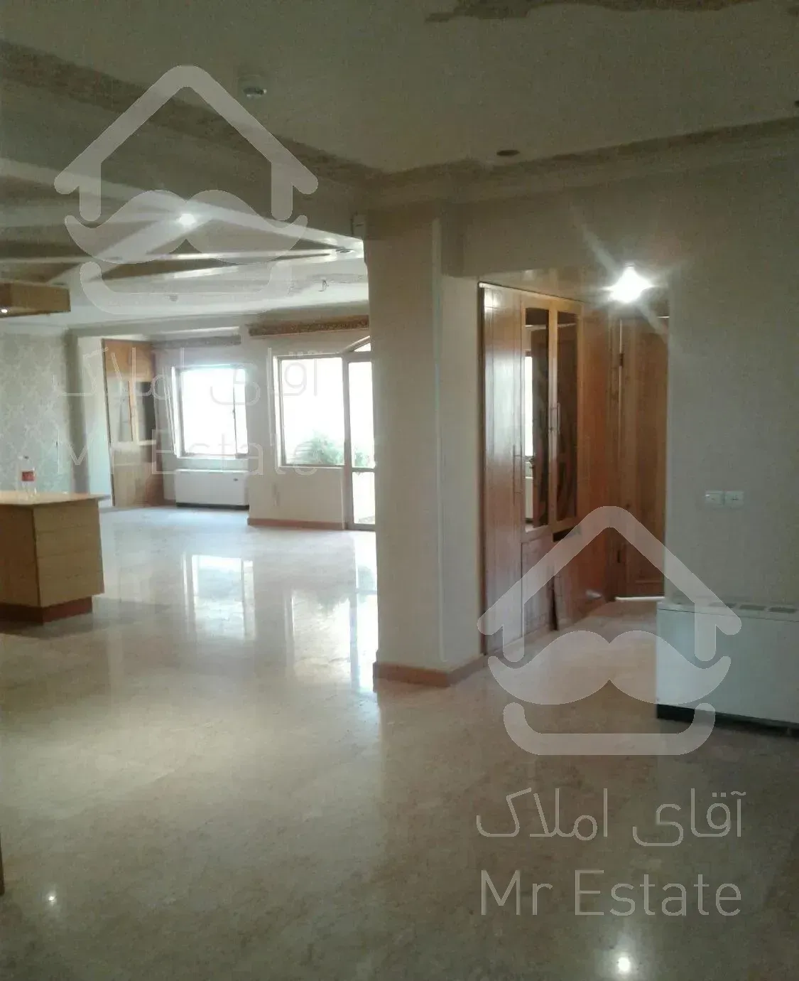 ۲۱۰ متر ۳ خواب چند قدمی زاینده رود پل خواجو