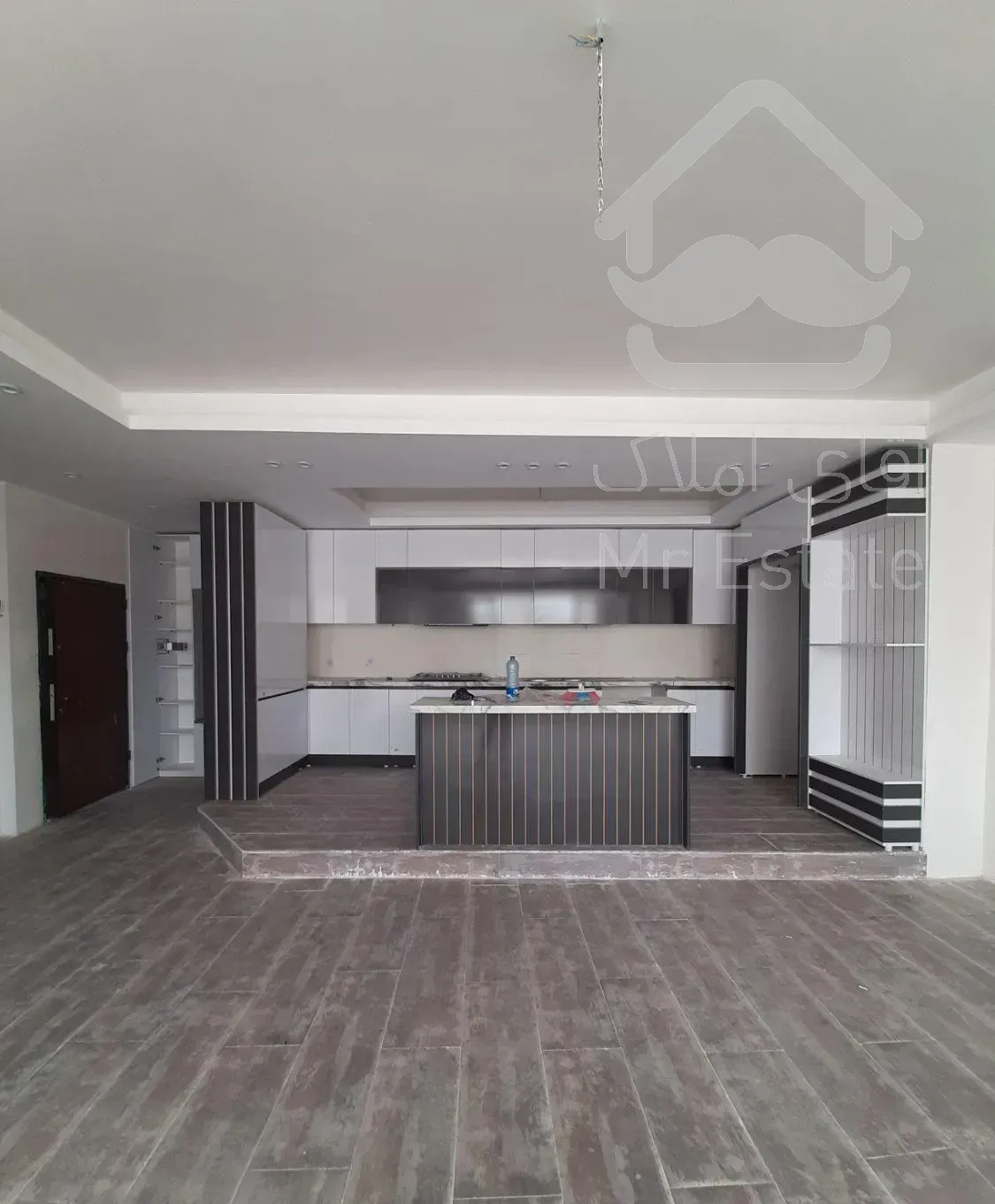 آپارتمان135متری/شهرک مسکن/خیابان بنفشه