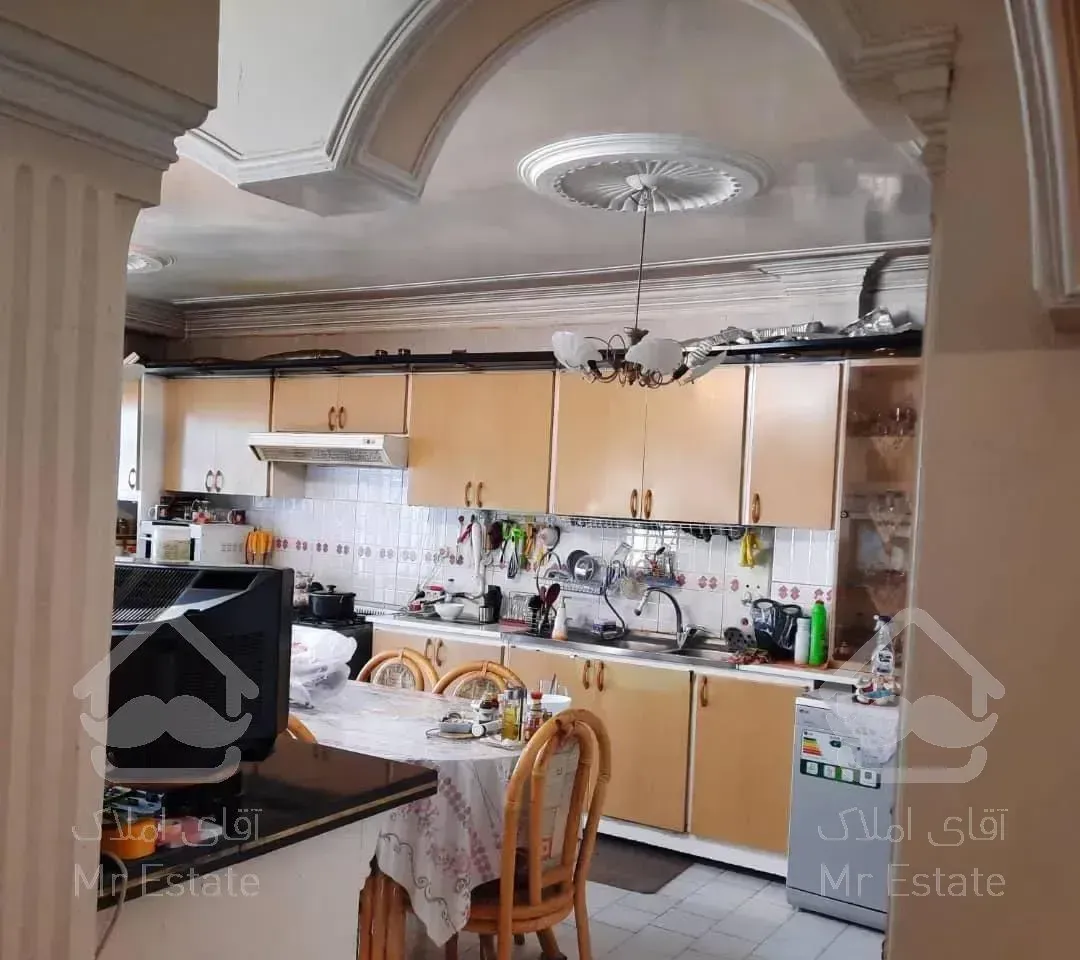 ۱۶۸ متری با دید شمال و جنوب