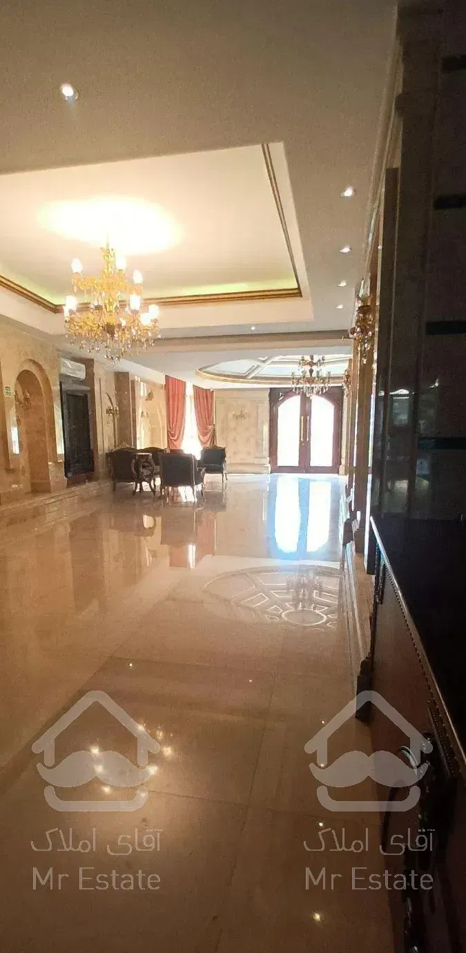 اپارتمان۲۴۰متری دوتراس تک واحد در برج باغ برند