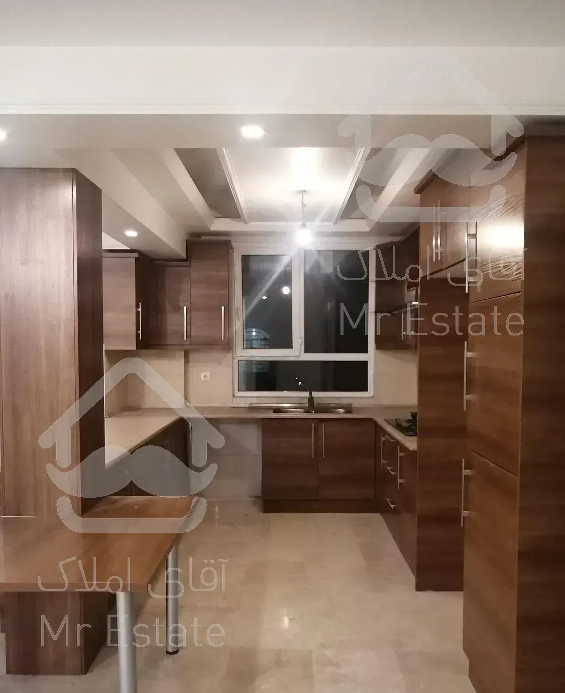 107متر/گیشا/3خواب/حیاط خلوت