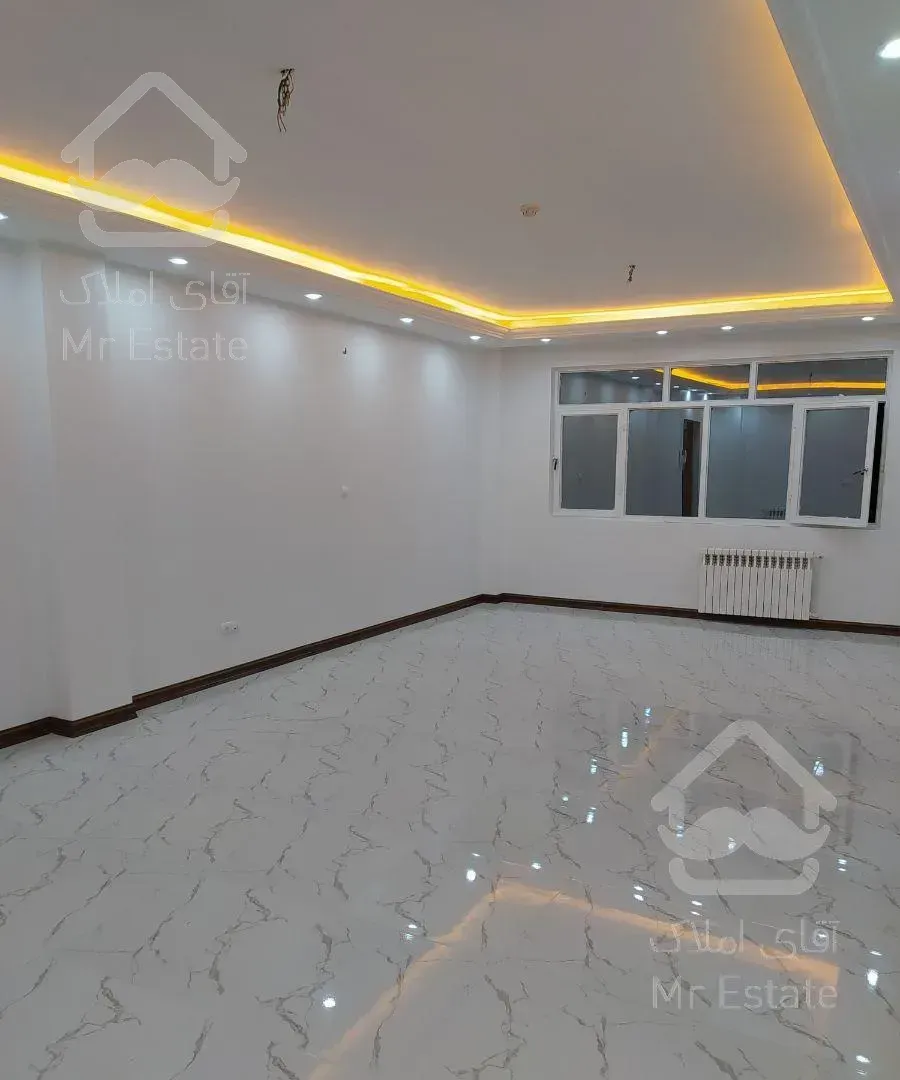 93 متر سعادت اباد