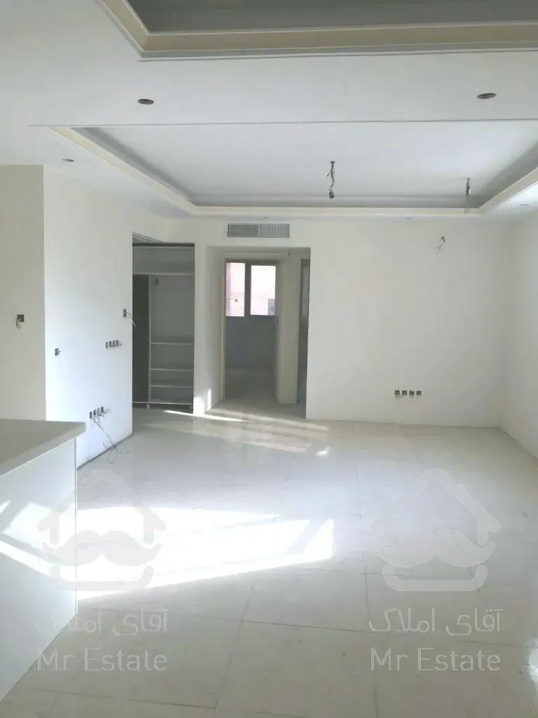 ۸۲متر دو خواب پیش فروش