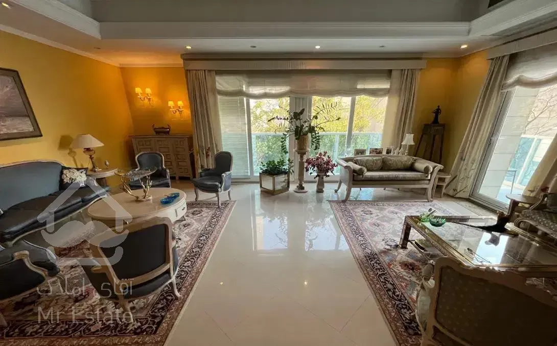 ۱۶۰متر۲خواب در نیاوران(محله گلسنگ/برج باغ)