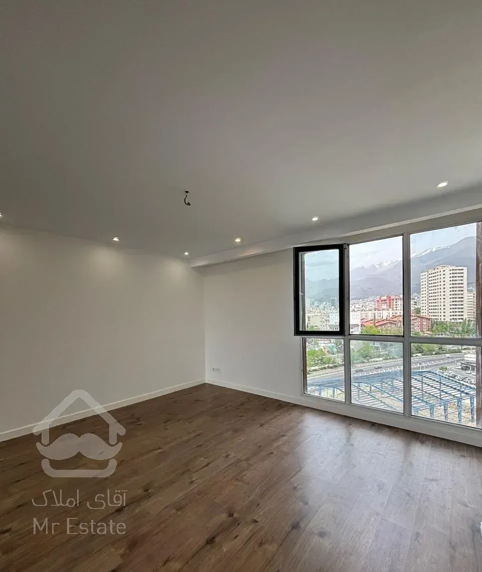 ۱۱۰متر۲خواب فول مشاعات ۲ پارکینگ سندی