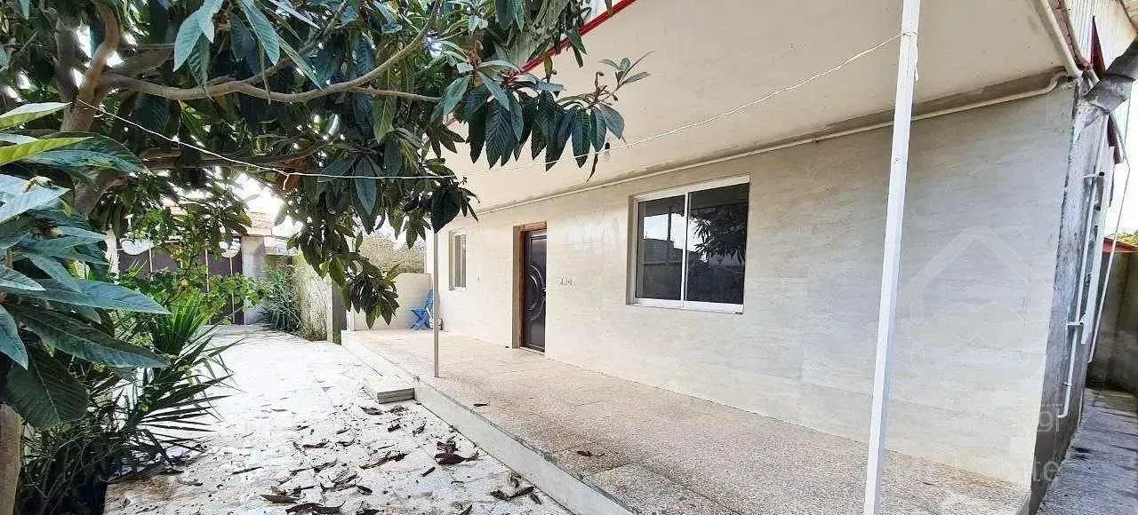 ویلا220متر فروشنده واقعی محیطی دنج آرام سند ششدانگ