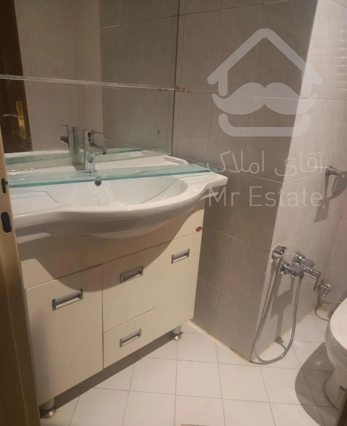 آپارتمان ۲۰۰متری در ولیعصر ۳خواب