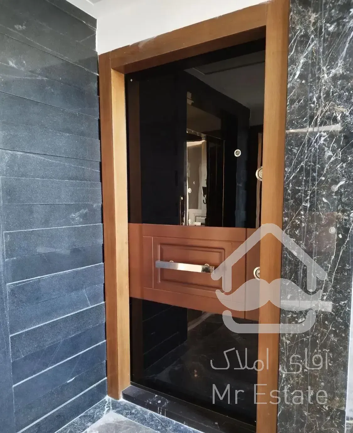 *ظفر* 100متری / کلید نخورده