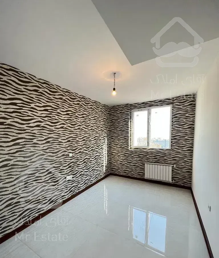 ۱۰۰ متری سه خواب فول امکانات اشرفی اصفهانی