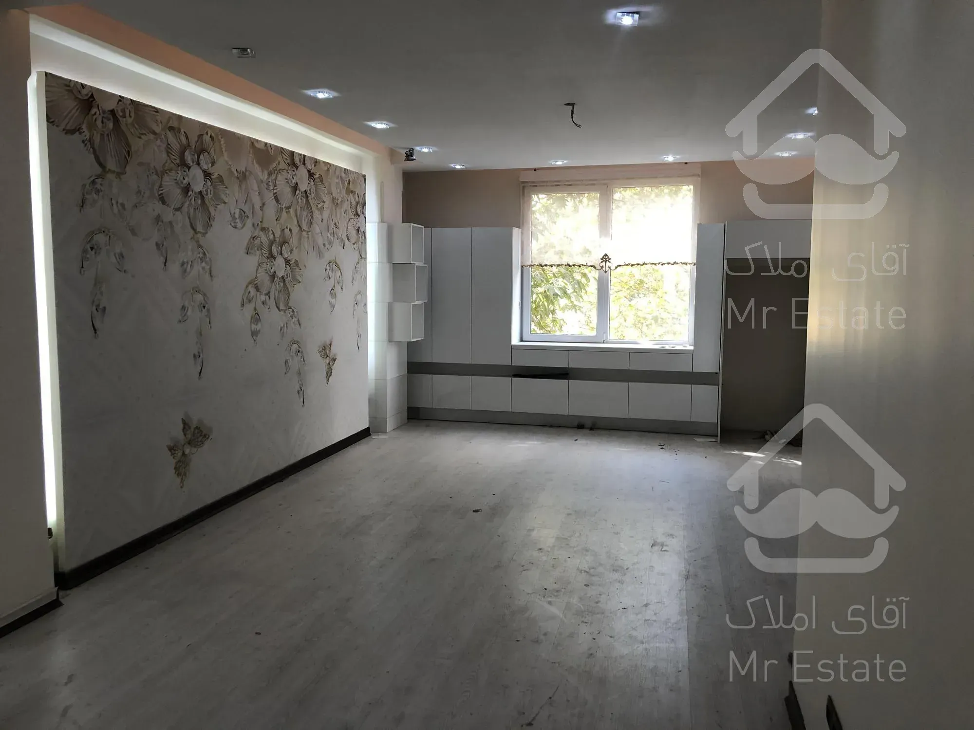 رهن و اجاره آپارتمان ۱۰۵ متری نیاوران تراس نورگیر