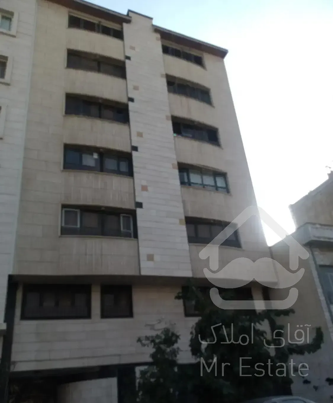 آپارتمان دوخوابه ملاصدرا حکیمی غربی بر خیابان اصلی