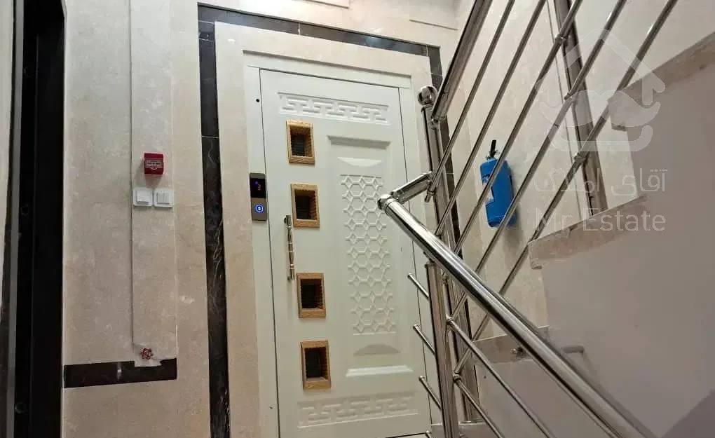 ۱۳۲ متری /سه خواب/واحد خام/تک واحدی/هوافضـا