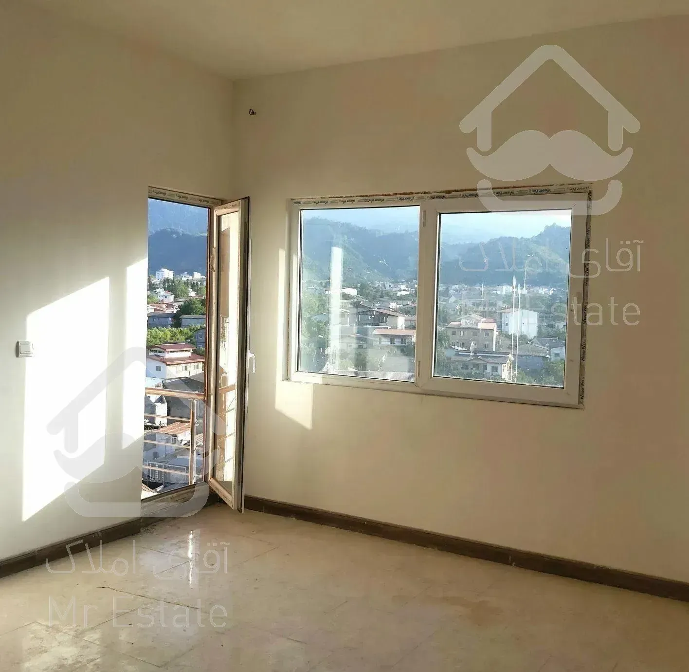 فروش واحد ۹۰ متری نوساز با ویو  در رامسر