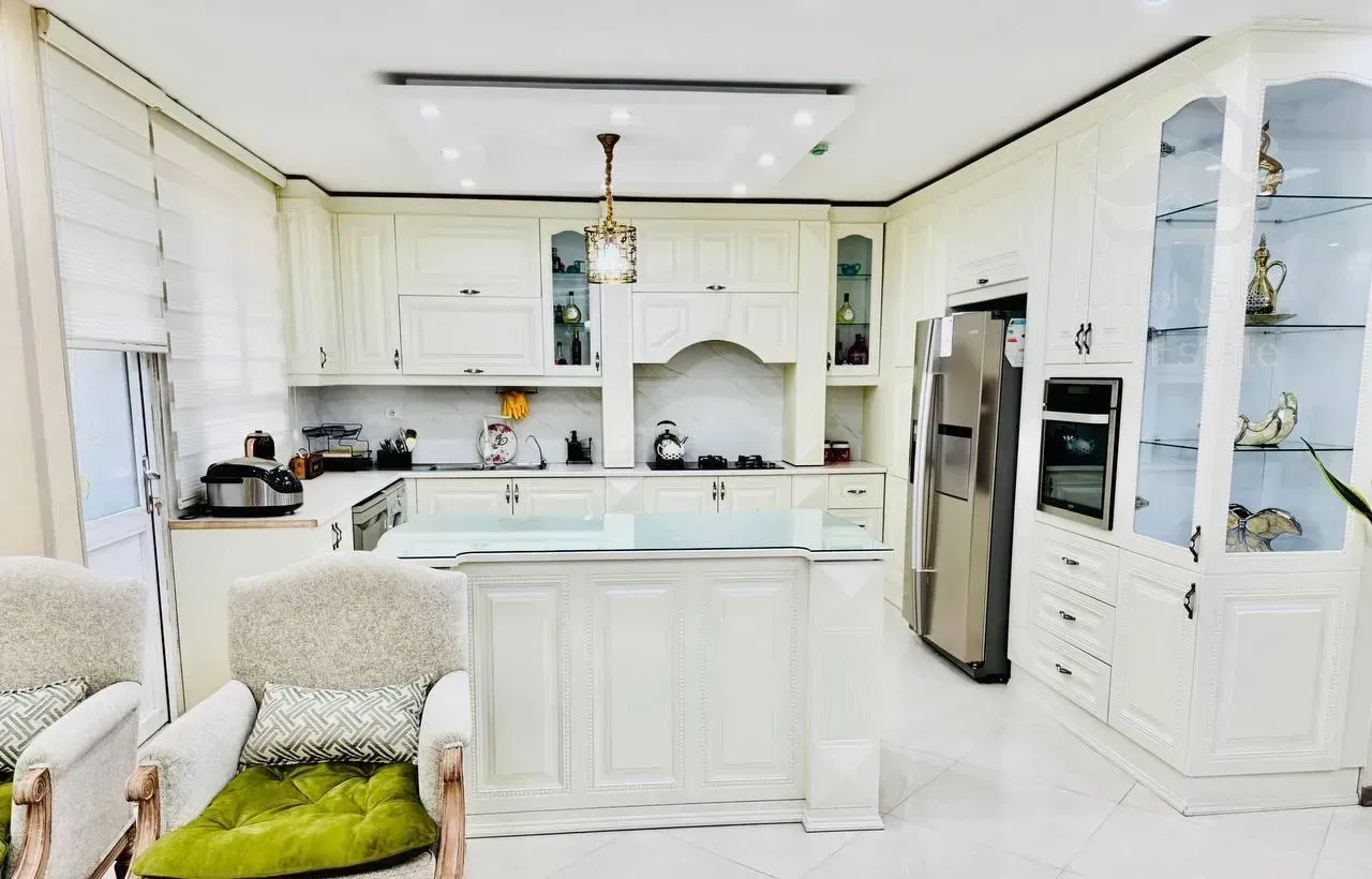 فروش آپارتمان ۱۶۸ متری ۳ خوابه