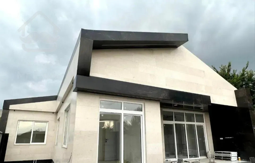 ویلایی نوساز مدرن