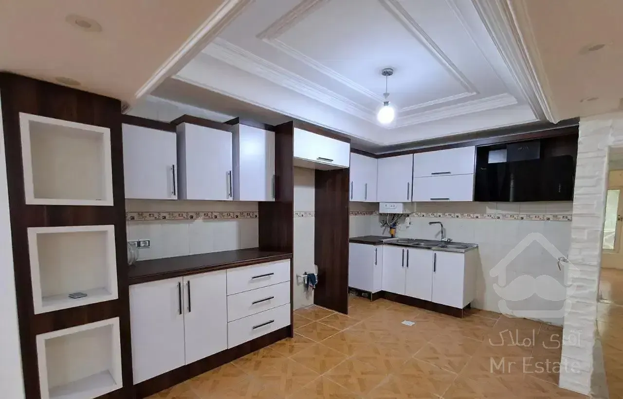 آپارتمان شهری دسترسی عالی محمودآباد