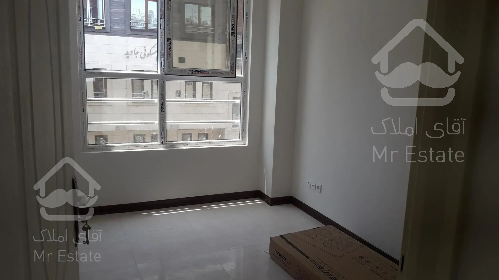 آپارتمان۸۵متر سالن پرده خور کلیدنخورده