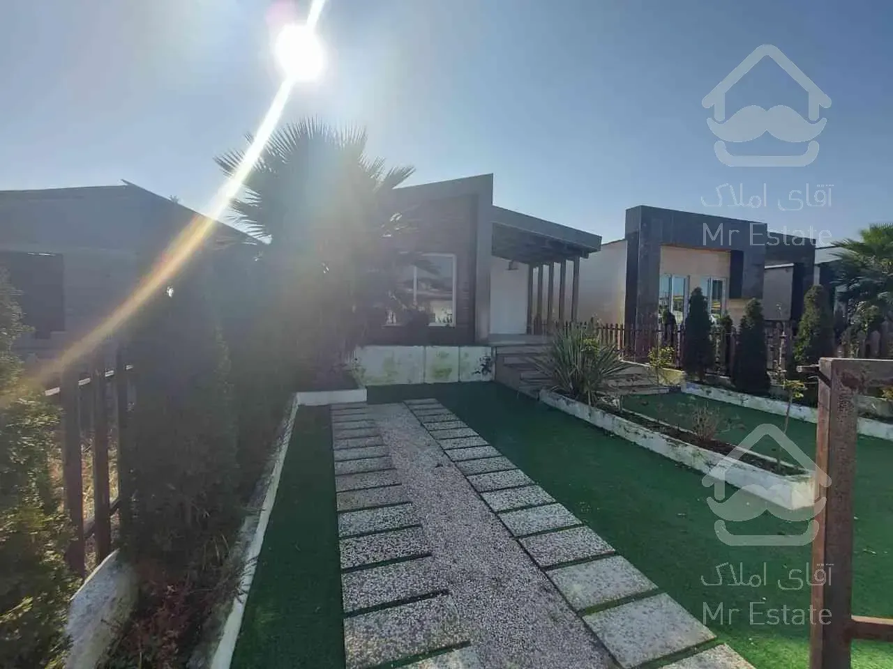 فروش ویلا ۲۴۰متری