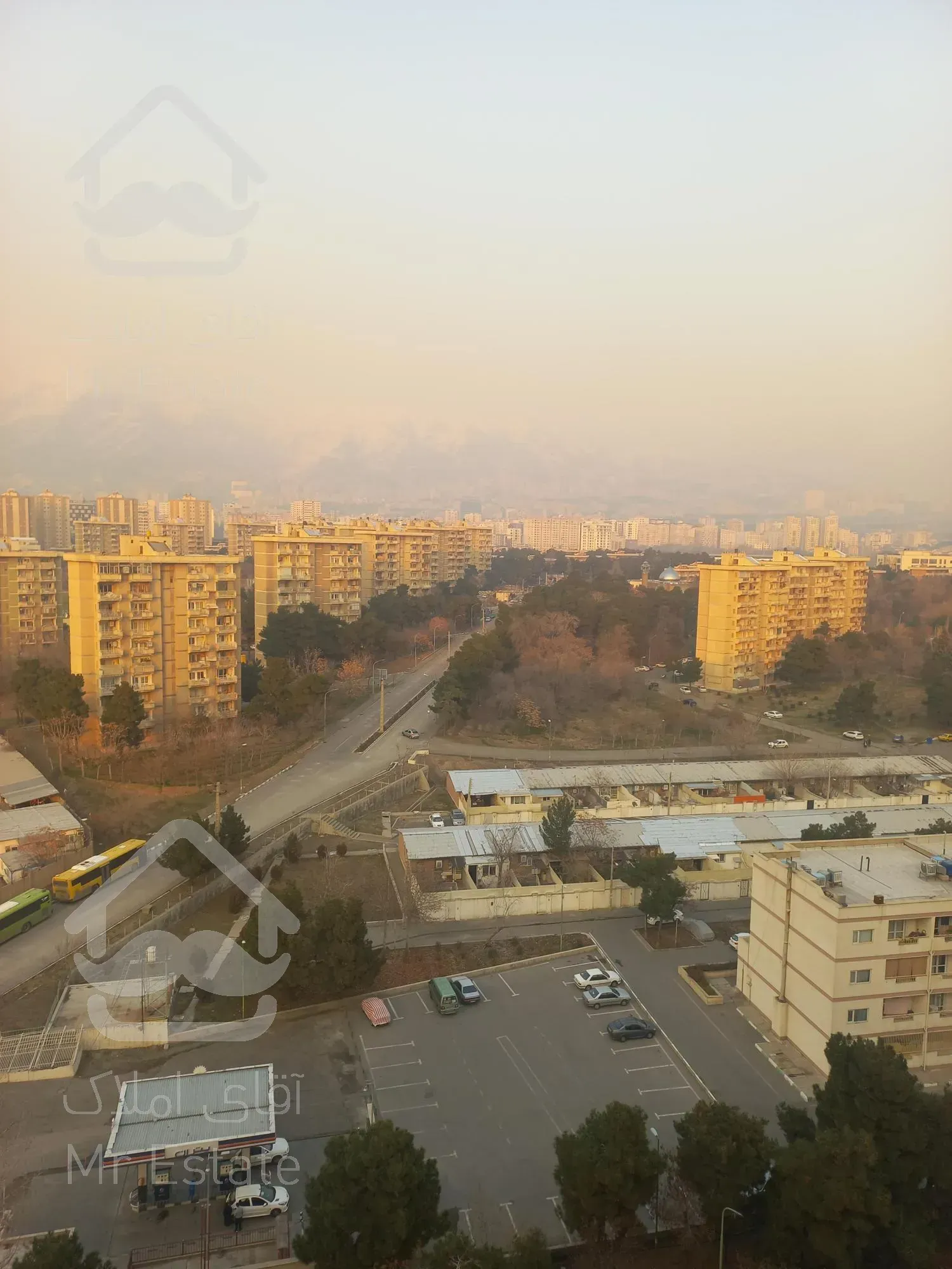 ۱۰۲ متر/ تنها ۲ خواب ریز متراژ ویودار طبقات بالای برج / دفتر فروش مرکزی سازنده