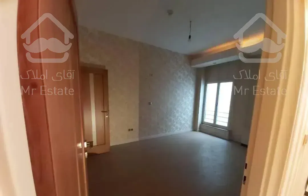 ونک ۱۴۵ متر/ استخردار/۱۰ ساله کلید نخورده