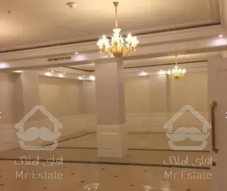 سعادت آباد ۱۳۰متر.شمال کاج . مجلل