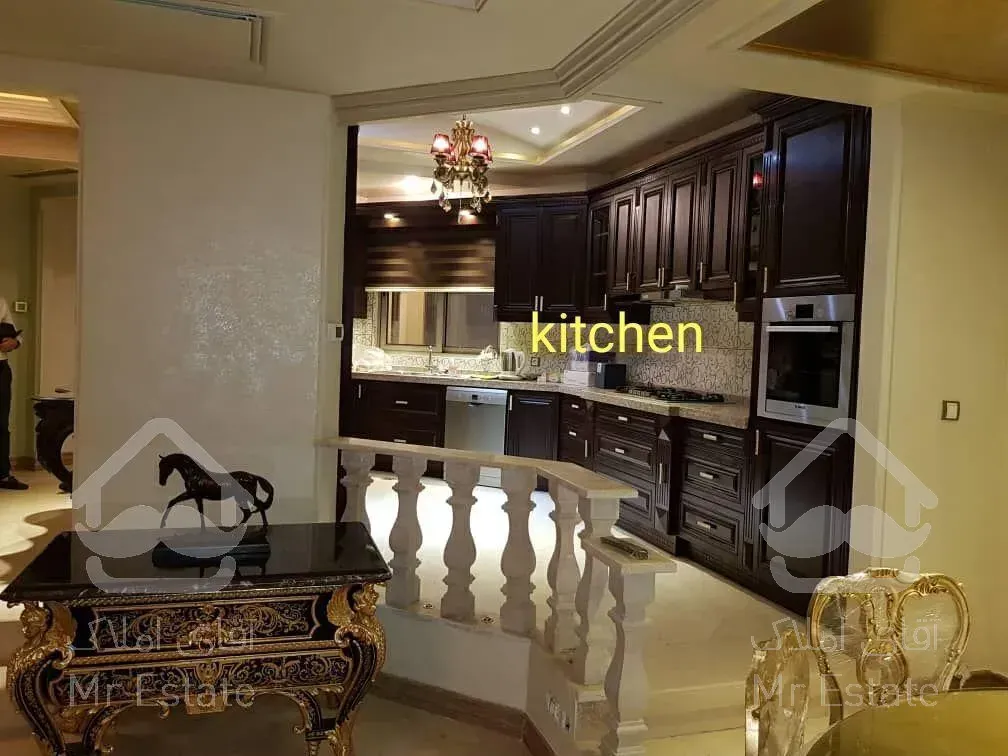 خرید 221 متری نیاوران یاسر