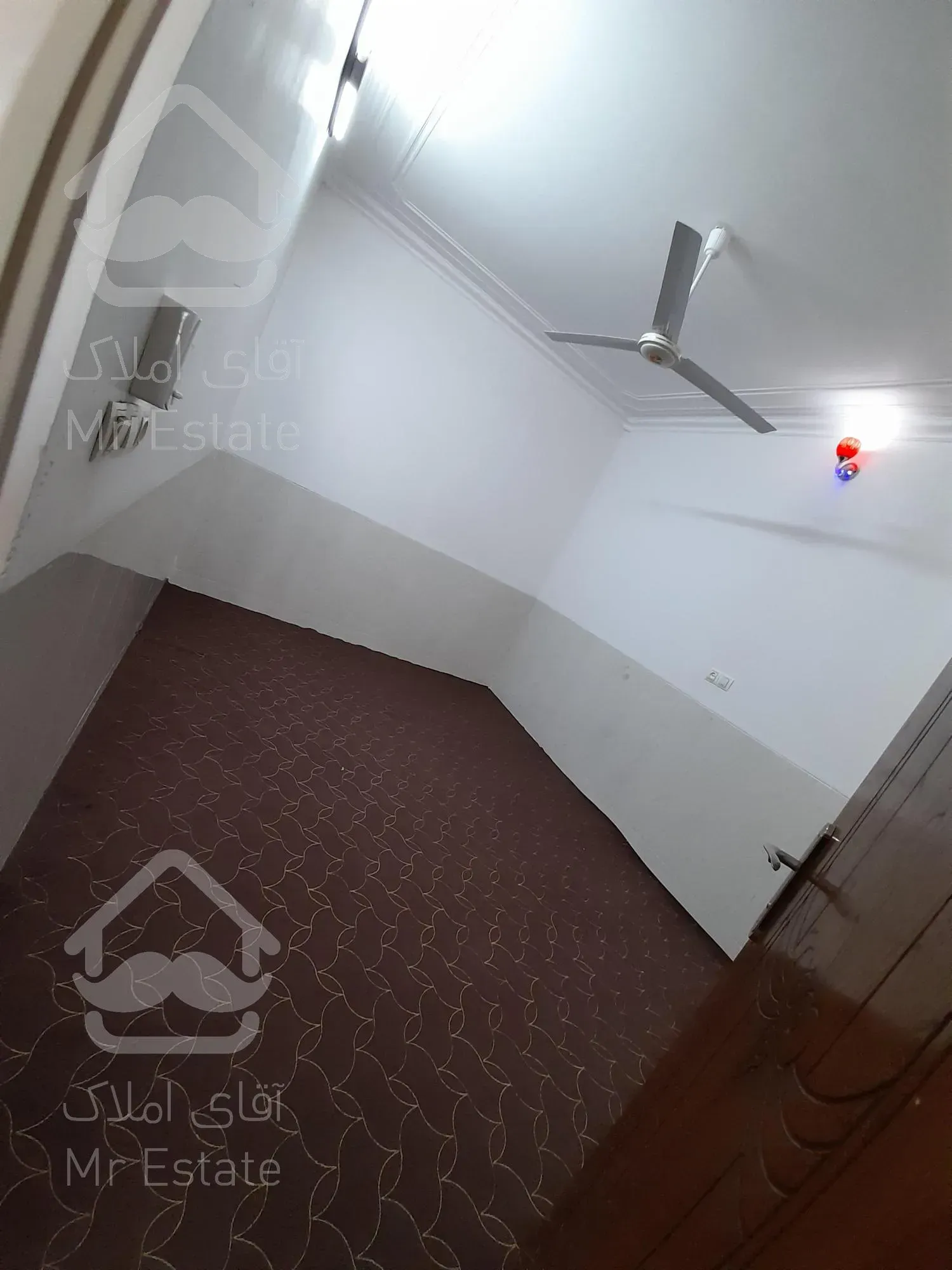 خانه سه طبقه