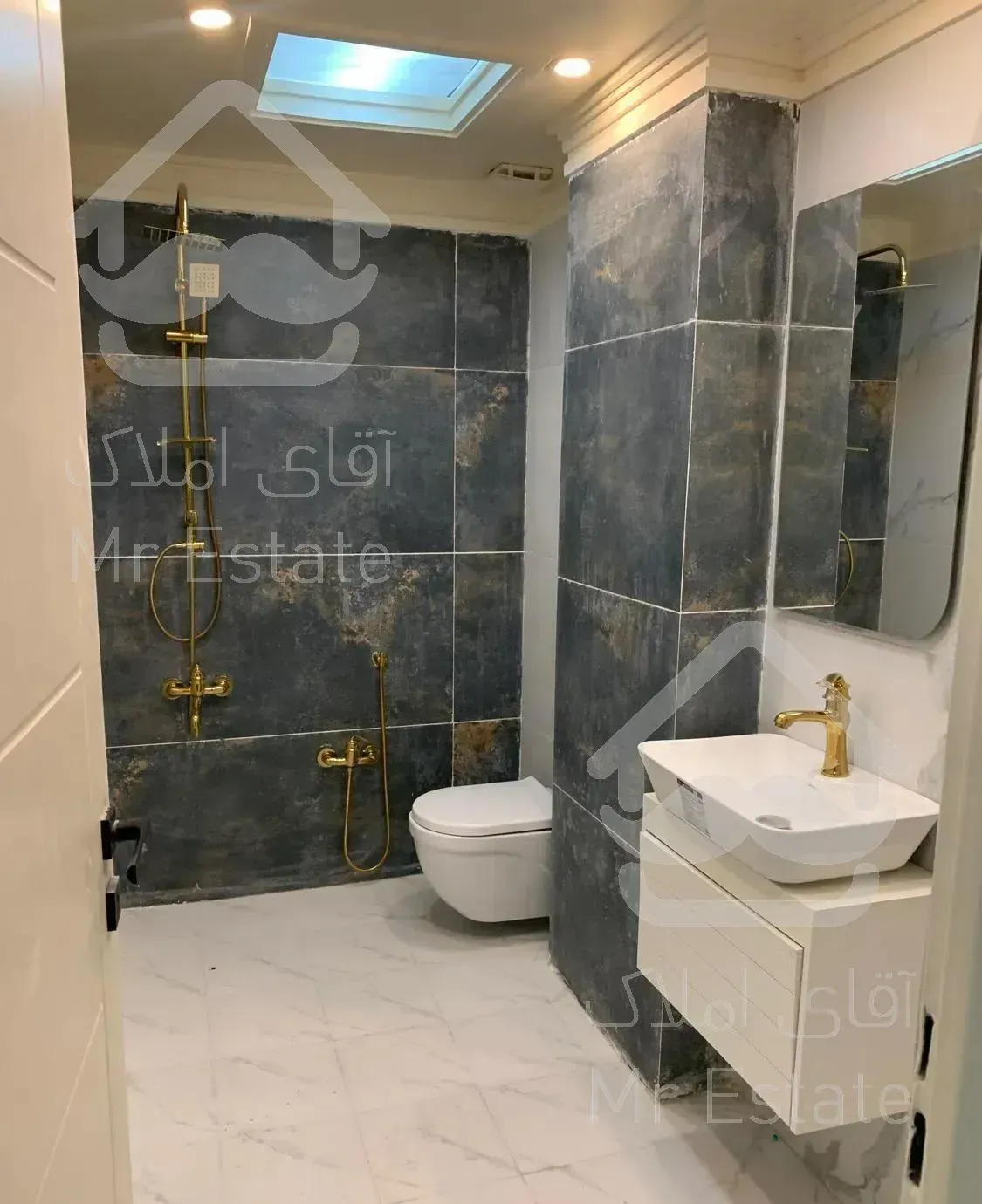 ۱۵۶متر/برندساز/۲پارکینگ/میدان۱۰۰