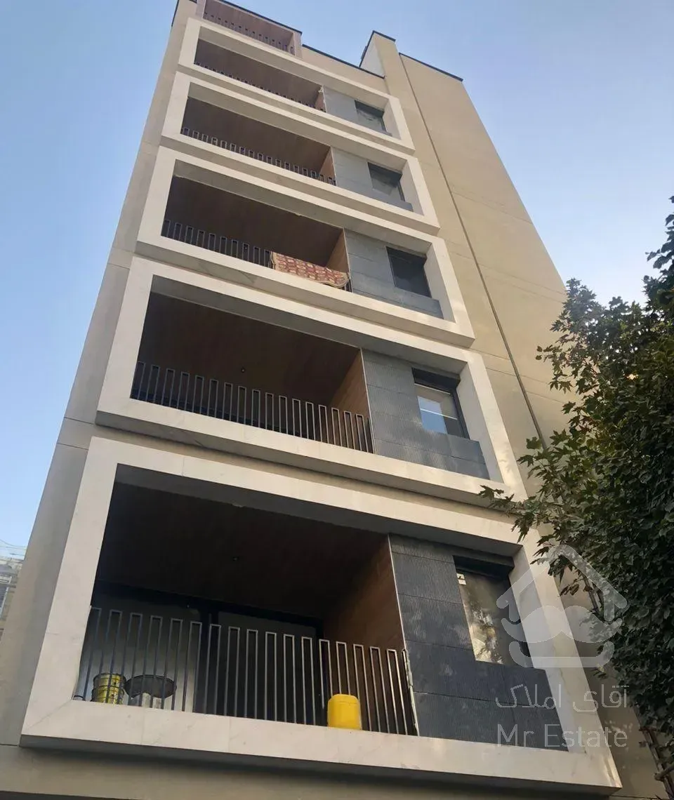 ۱۵۲ متر تک واحدی/طبقه اخر