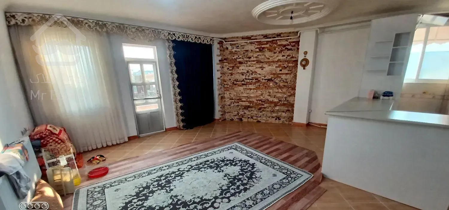 واحد ۱۰۶ متری سندار با آسانسور و پارکینگ اختصاصی