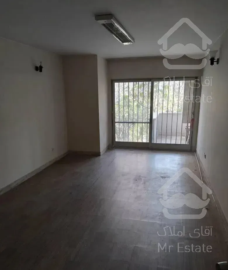 آرژانتین ۲۶۰ متر ۳ خوابه ( حیاط اختصاصی )