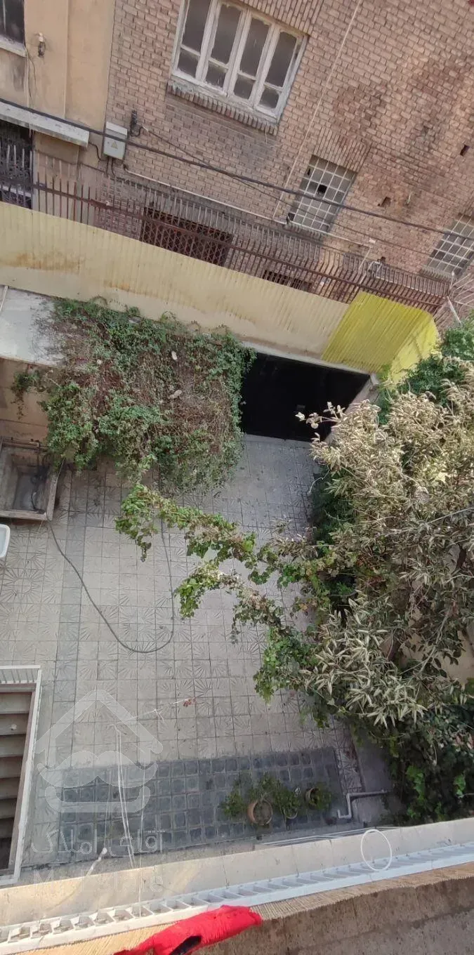 فروش آپارتمان ۱۵۰ متری ۲ خوابه طبقه ۲ در امین حضور