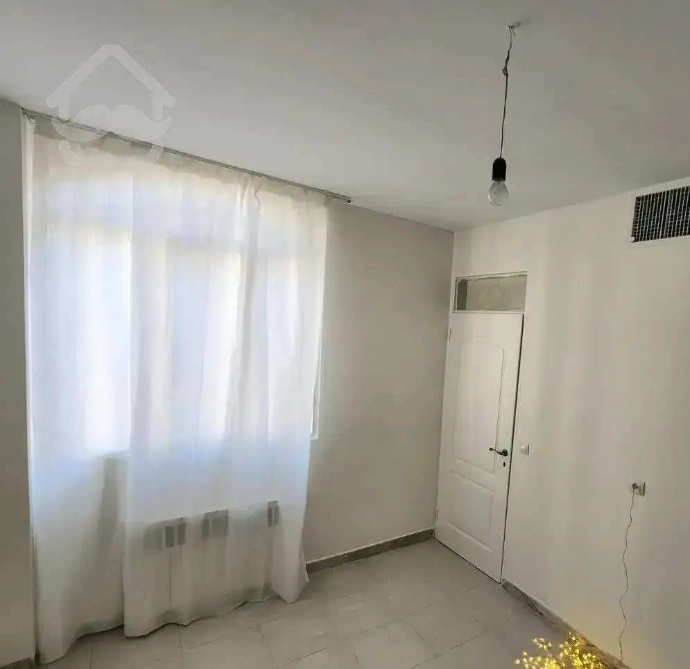 ۵۲متر ۱خواب در شهران