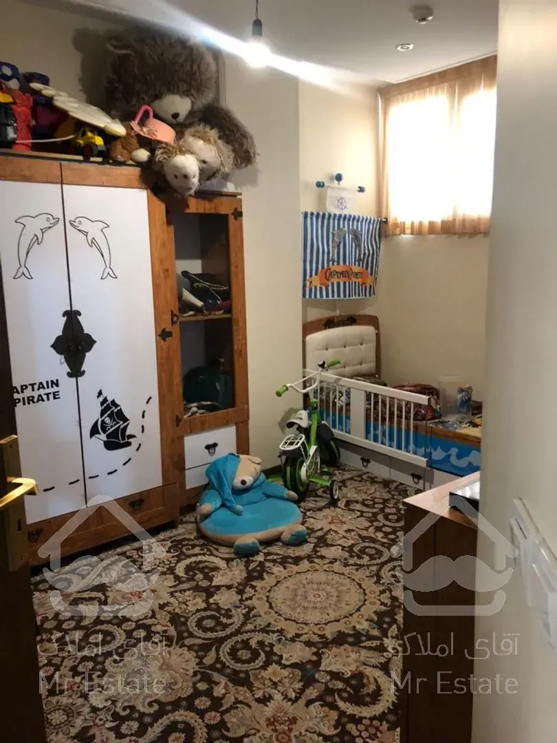 ۸۳متر دوخواب فول امکانات سالن پرده خور پونک