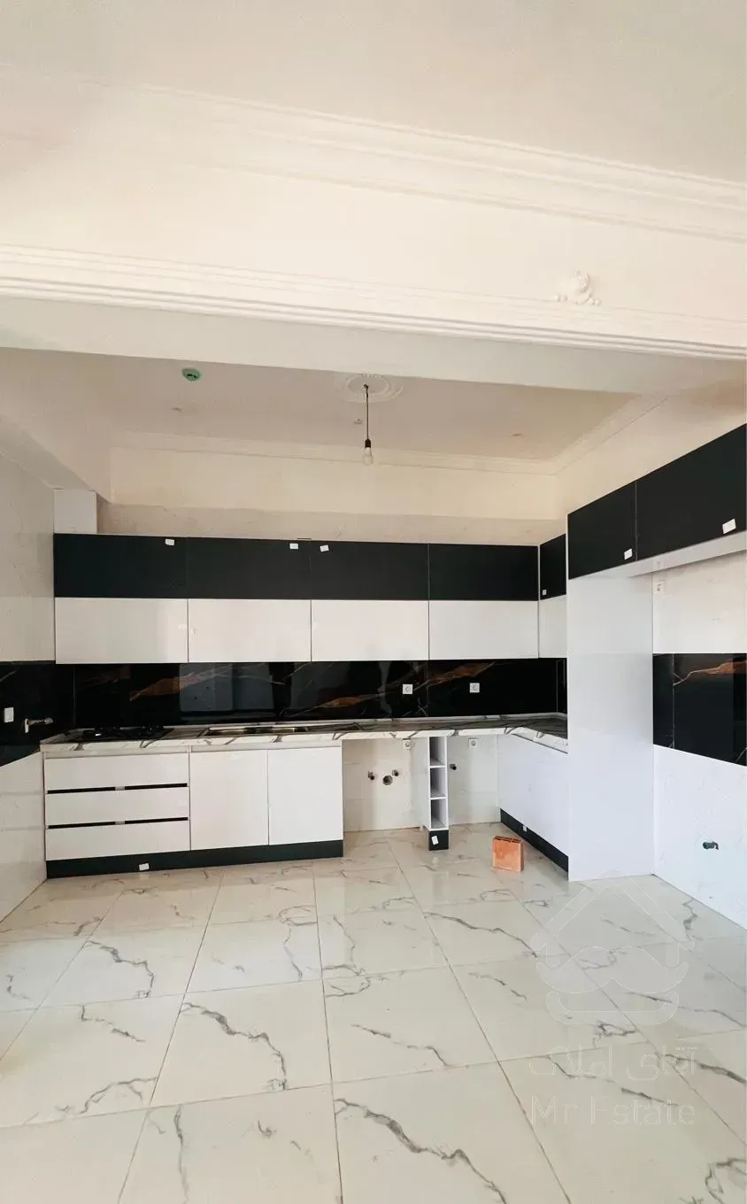 فروش آپارتمان۳ خوابه شیک با تراس بزرگ ویو دار