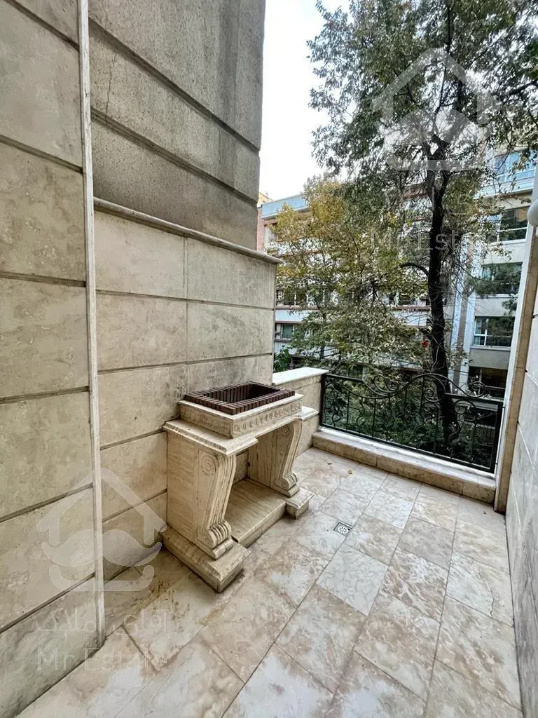 اجاره و رهن آپارتمان محمودیه 135  متر لوکس