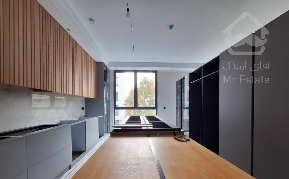 آپارتمان ۲۹۵ متری با امکانات / بلوار سجاد