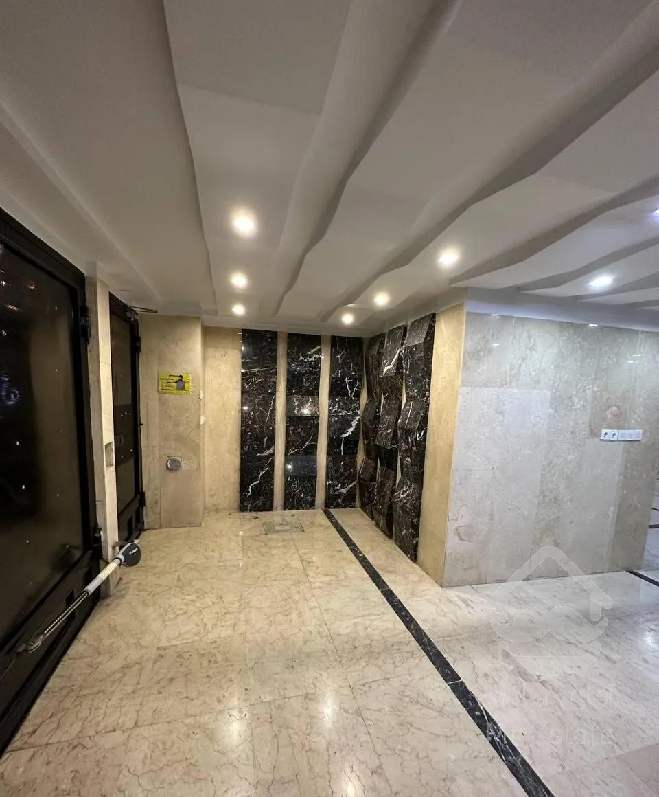 آپارتمان ۹۵متر دوخوابه فول