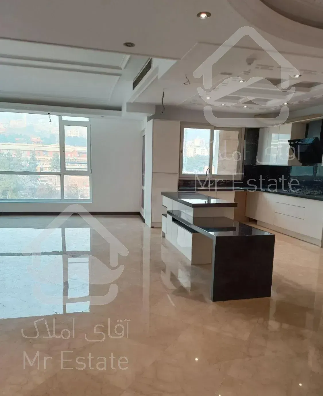 اوین ، ۲۱۰ متری تکواحدی دو جهت نور