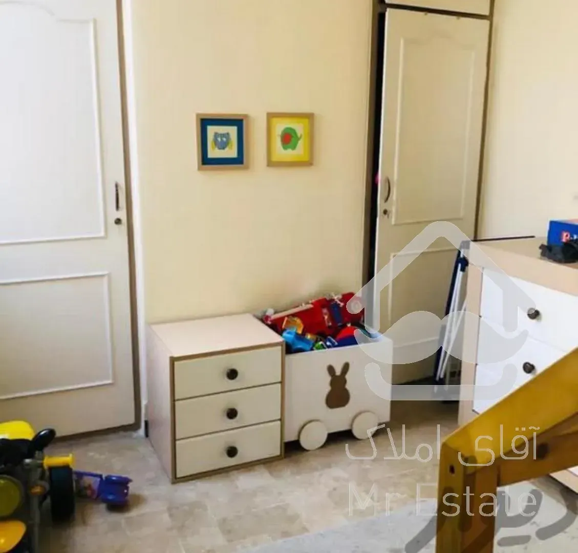 70 متر / دو خواب / طرشت / رو به آفتاب