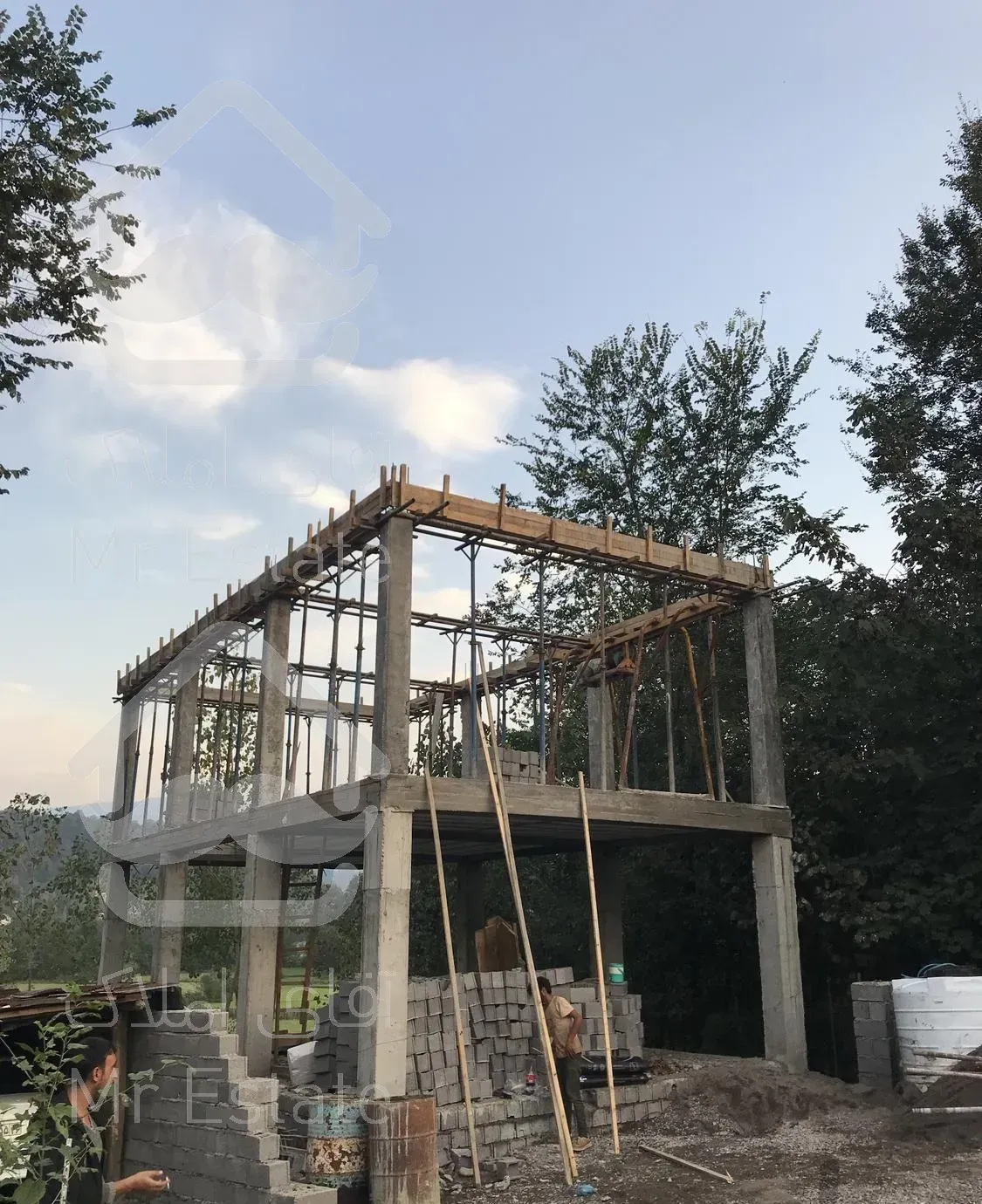 آرماتوربندی قالب بندی بتن ریزی اسکلت بتنی و استخر